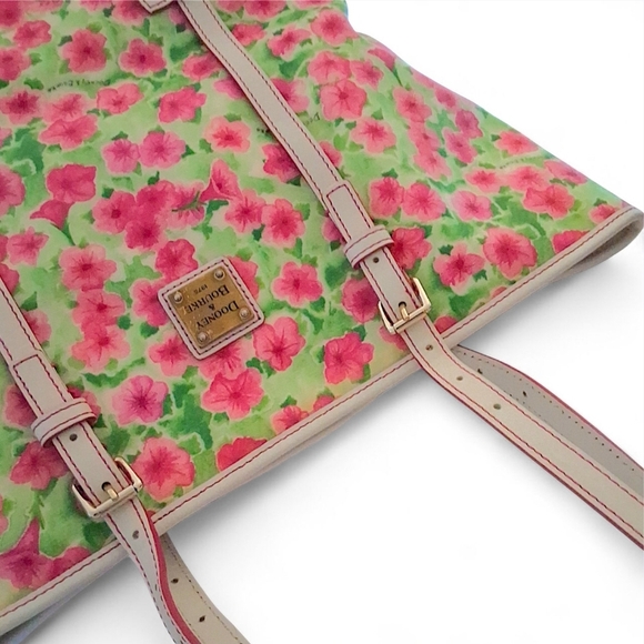 Dooney & Bourke Petunia Floral Coated Canvas Tote Shopper - Picture 16 of 16